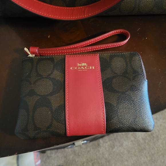 Small handbag and wristlet Coach - Picture 5 of 6